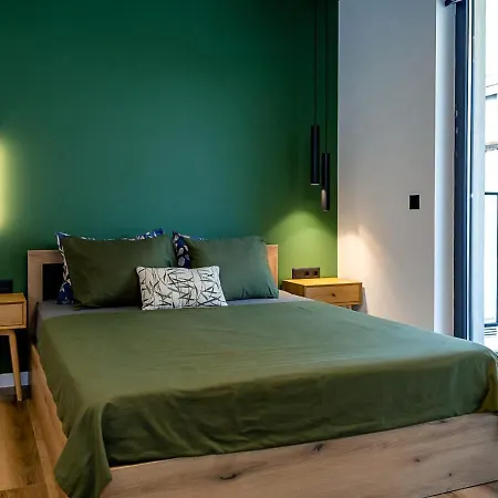 아파트 Modern With Balcony Near Center By Flat Manаger 바르나